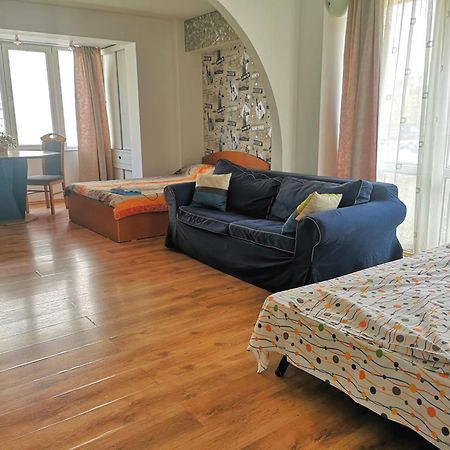 Comfy&Bright 2Bd Family-Friendly Apt Amazing View بوخارست المظهر الخارجي الصورة
